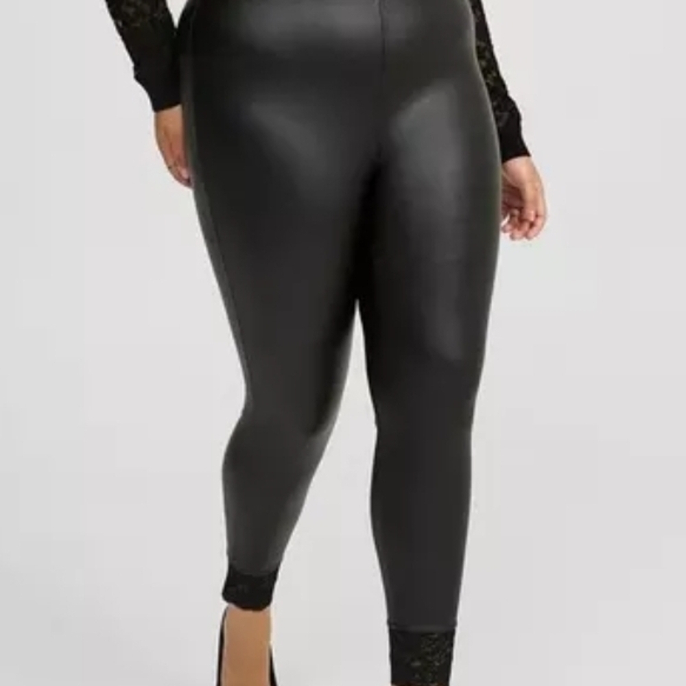 Torrid Black Faux Leather Leggings High-Waisted Stretch 2X (7893)